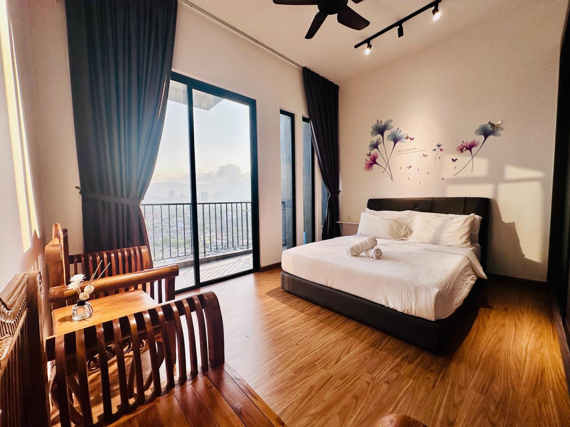 2Br Luxury Rooftop Swimming Pook Homestay@Georgetown@10Pax - 无敌美景两房民宿 Dış mekan fotoğraf